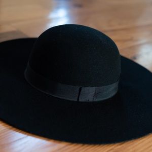 Black Floppy Hat